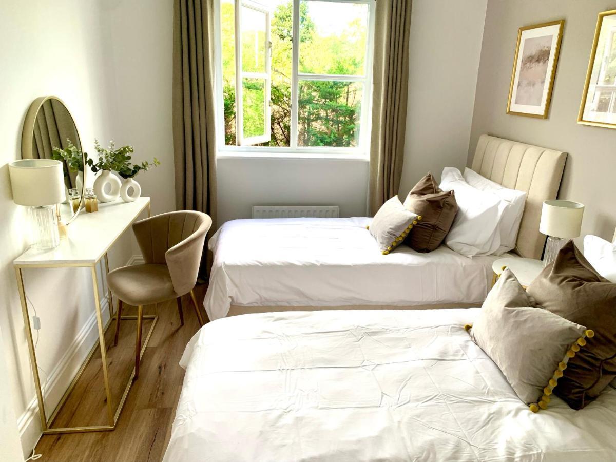 Bright Modern Flat In Central * Twickenham